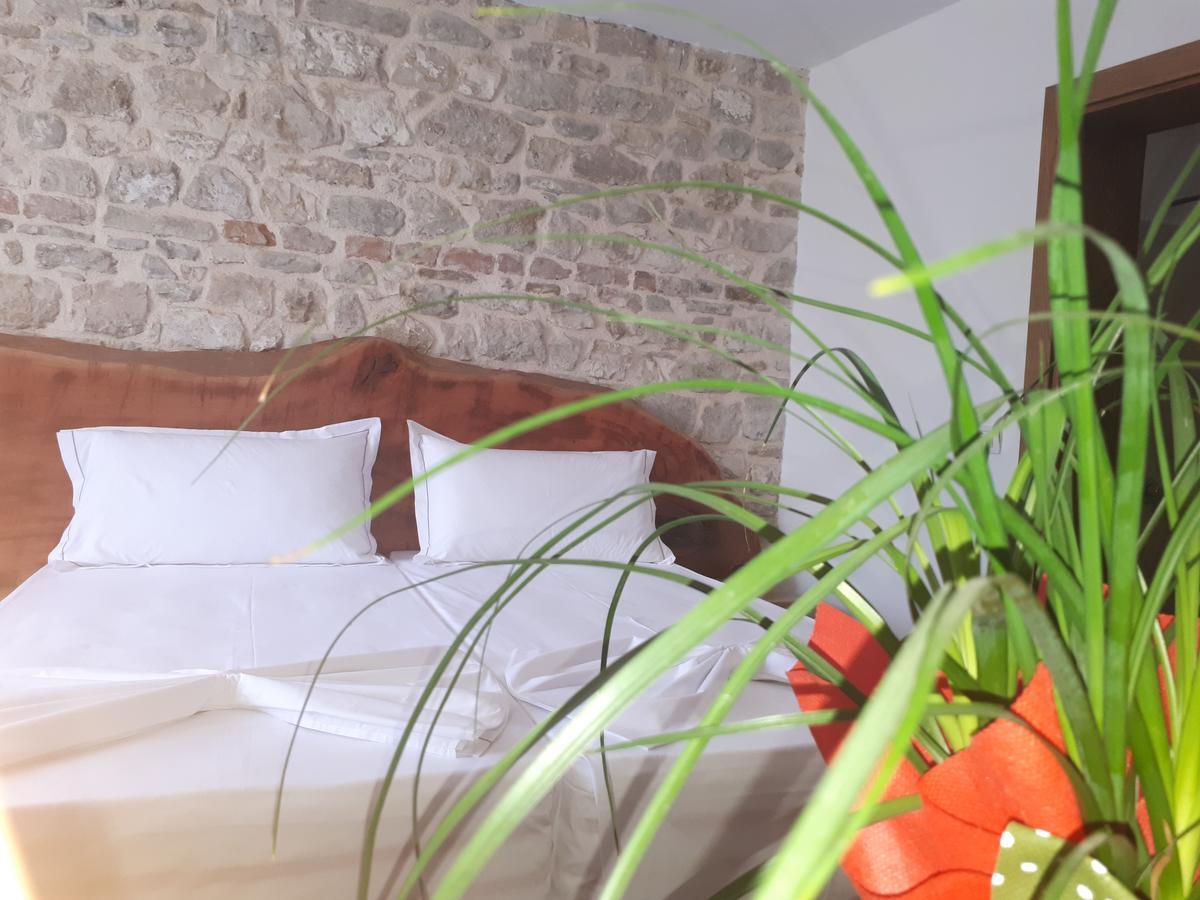 Hotel Omer The Ottoman House 베라트 외부 사진